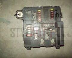 CENTRALITA Renault Megane 2 UPC X84 N3 8200262385A SIEMENS S118399300E