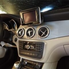 radio pantalla mercedes gla