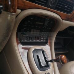 radio casette jaguar xj8 v8